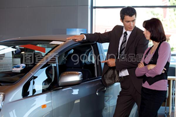 駕馭未來(lái) 全方位解讀汽車特點(diǎn)，助力您的明智之選